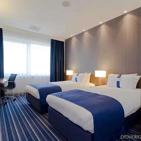 Express Arena Towers By Ihg 3*