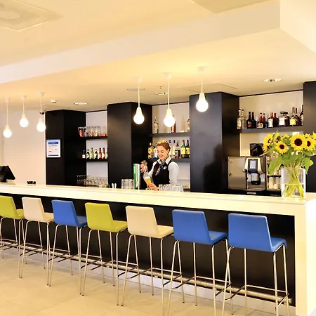 Express Arena Towers By Ihg 3* Amsterdam