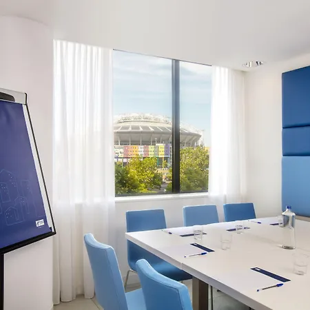 Express Arena Towers By Ihg 3*