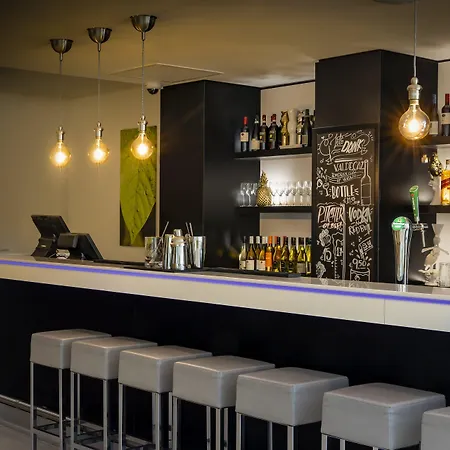 Express Arena Towers By Ihg Amsterdam