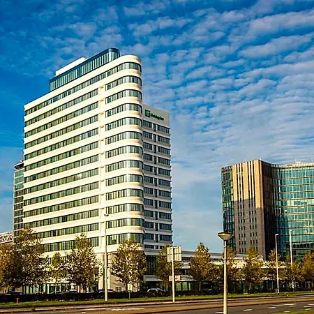 Express Arena Towers By Ihg