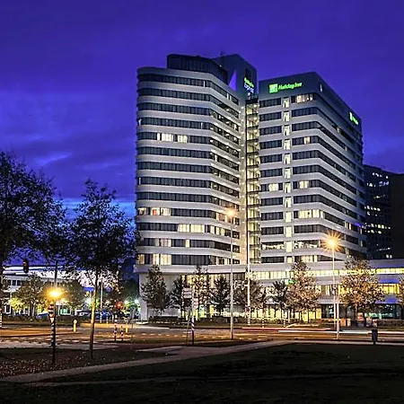 Express Arena Towers By Ihg Hotel 3*
