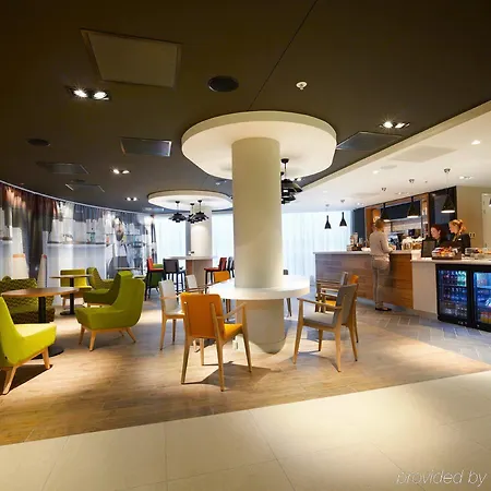 Express Arena Towers By Ihg 3* Amszterdam