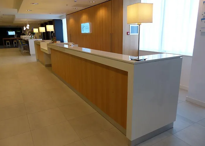 Express Arena Towers By Ihg Отель Амстердам