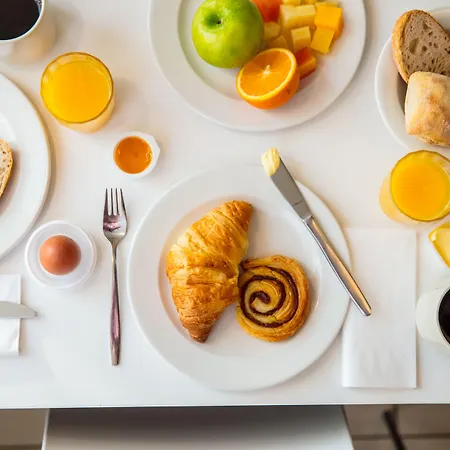 홀리데이 인 익스프레스 아레나 타워 3* 암스테르담