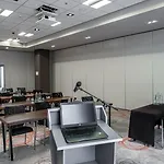 Hotell Express Arena Towers By Ihg 3*
