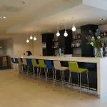 Express Arena Towers By Ihg Hotell 3*